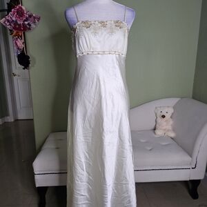 Elegant White Embroidered Nightgown